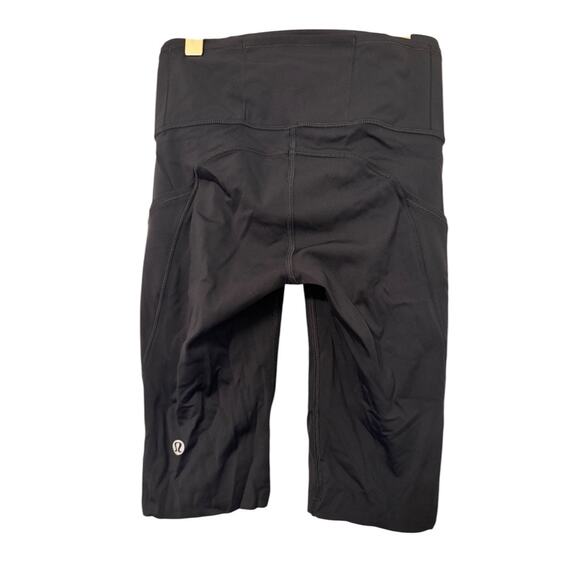 Lululemon Womens High Rise Biker Short Size 2 Black Fast Free 10" EUC - Picture 2 of 2